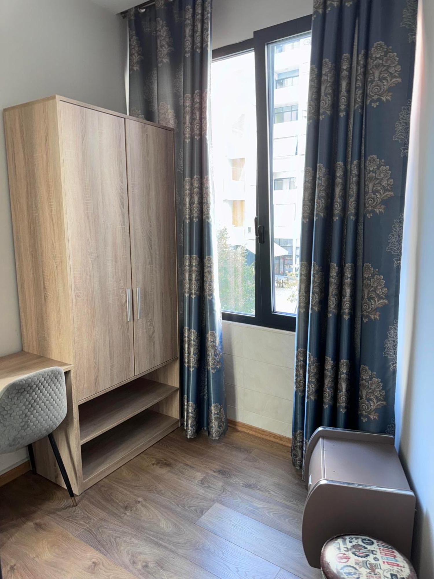 Park Hotel Tirana Yzberishti Εξωτερικό φωτογραφία