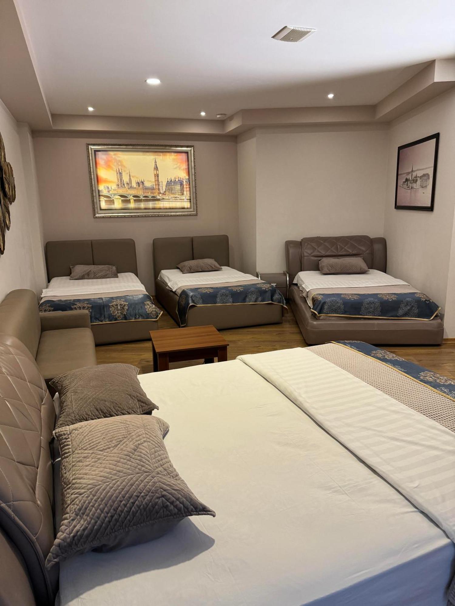 Park Hotel Tirana Yzberishti Εξωτερικό φωτογραφία