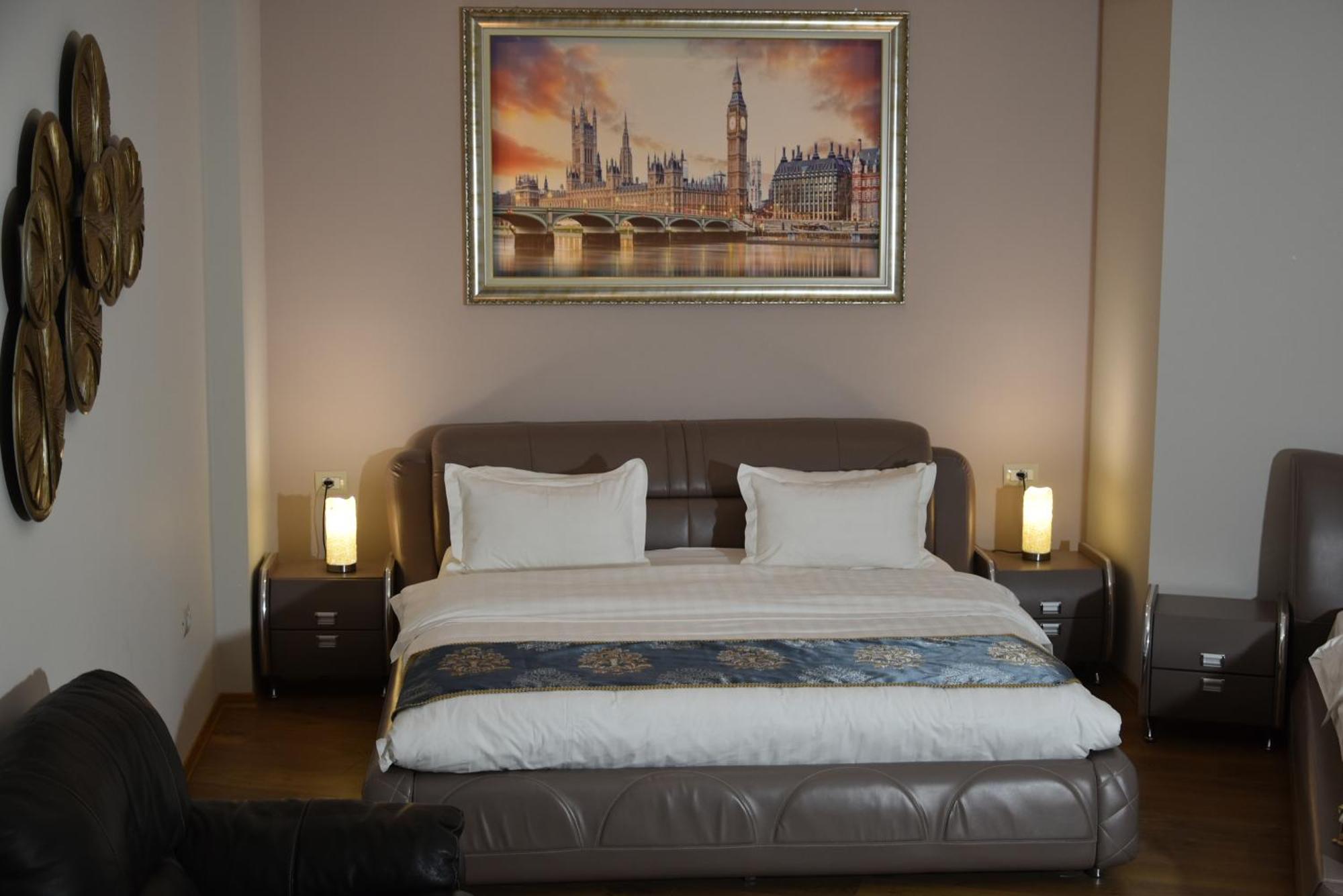 Park Hotel Tirana Yzberishti Εξωτερικό φωτογραφία