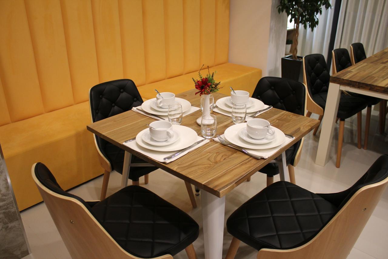 Park Hotel Tirana Yzberishti Εξωτερικό φωτογραφία
